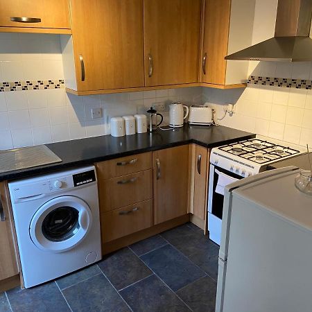 Cosy 3-Bedroom House, Stones Throw To Beach Weymouth Exterior foto